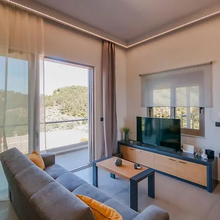 Archontissa's House In The Mountains 22km From Chania Апартаменти *